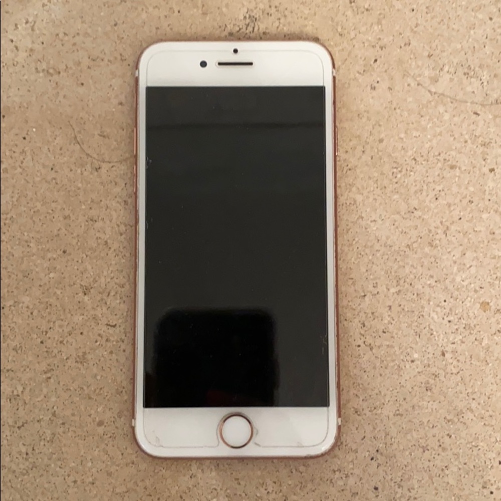 Rose Gold 32g unlocked iPhone